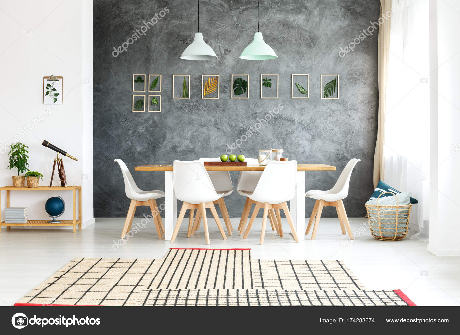 Loft-Interieur mit botanischen Dekorationen — Stockfoto ... Loft-Interieur mit botanischen Dekorationen — Stockfoto ...