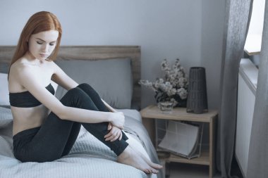 Depresyon ile mutsuz kadın