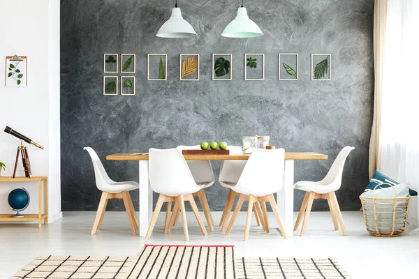 Comedor inspirado en la naturaleza — Foto de Stock