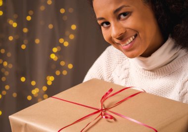 lány gazdaság doboz