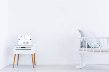 Beyaz boş iç kabin