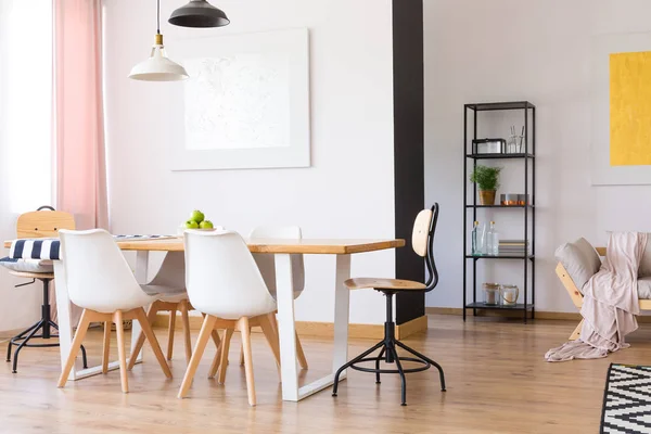 Interior of a loft — Stock Photo, Image