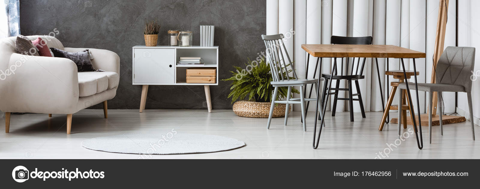 White Round Rug On Floor Stock Photo C Photographee Eu 176462956
