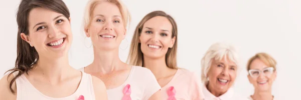 Ladies in anti-cancer campaign — Stock Photo, Image