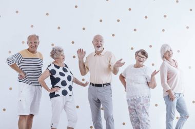 Üst düzey arkadaş doğum günü kutluyor