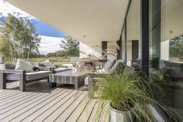 Terrace with view of neighborhood — Stock Photo, Image