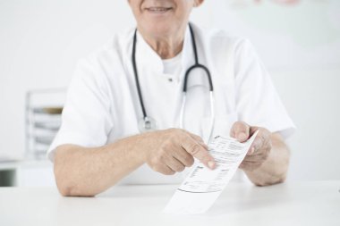 Doktor gösteren kan test sonuçları