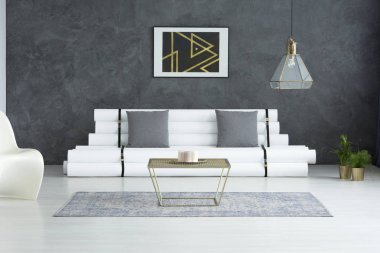 Tasarımcı kanepe üzerinde modern poster