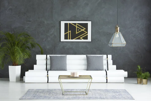 Living room with gold table — Stock Photo, Image