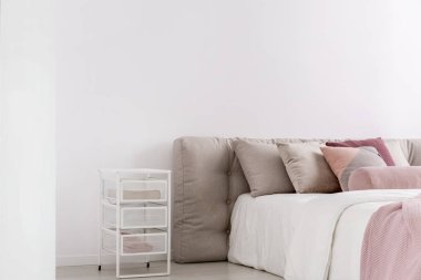 Yumuşak yatak başı yatak