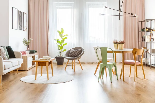 Mint and pink living room — Stock Photo, Image
