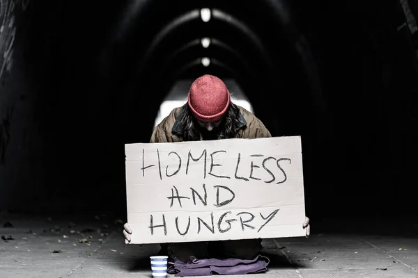 Homeless and hungry person begging — Stock Photo, Image