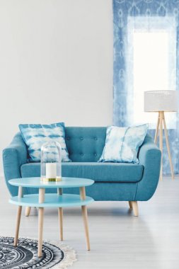 Turkuaz oturma odası kanepe
