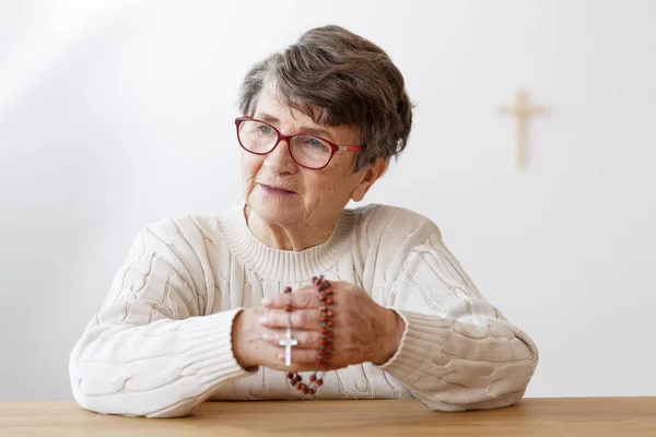 Lady at the chapel — Stock Photo, Image