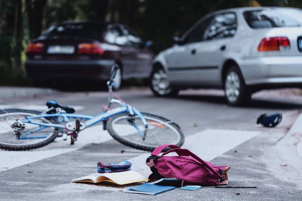 Child hit by a car — Stock Photo, Image