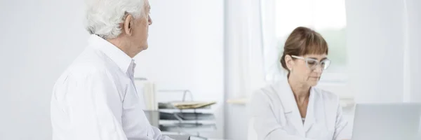 Doctors in a hospital office — Stock Photo, Image