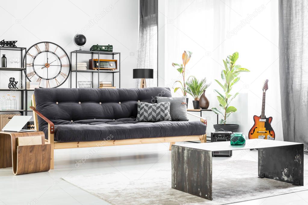 Guy's living room design