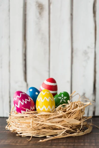 Velikonoční vajíčka v hnízdě — Stock fotografie