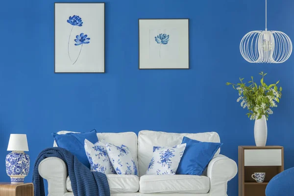 Salón floral azul — Foto de Stock