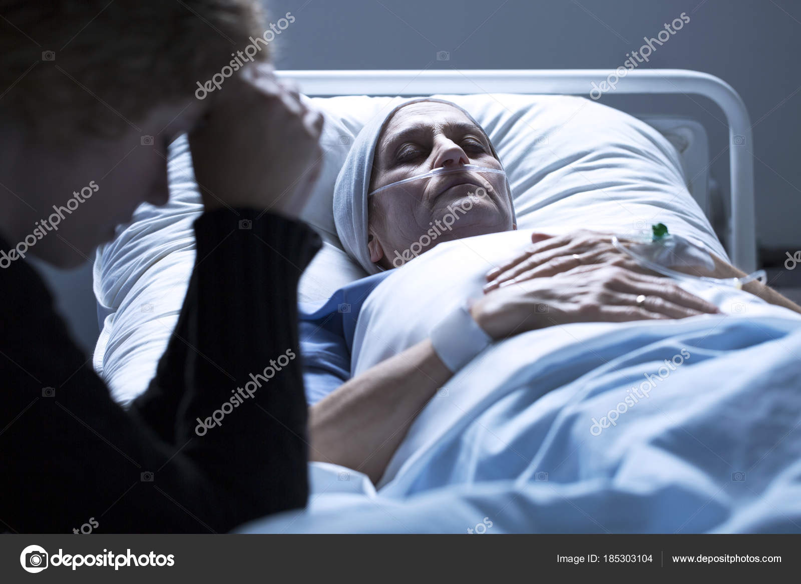 Жизнь и смерть. Арьес человек перед лицом смерти. Как называется болезнь когда человек умирает. Хейр сирил "смерть играет". Пациент с сердечной недостаточностью.