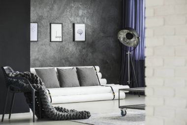 Modern oturma odası ile posterler