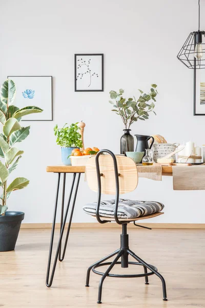 Wooden chair in dining room — Stock Photo, Image