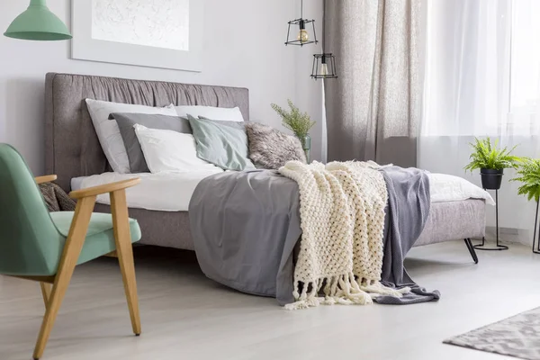 Green wooden chair in bedroom — Stock Photo, Image