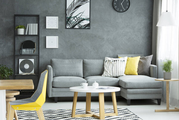 Уютный открытый интерьер
