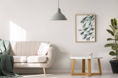 Basit poster duvar üzerinde