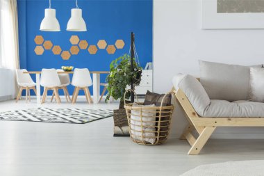 Mavi açık alan iç