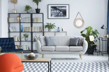 Kitaplık ile oturma odası iç 