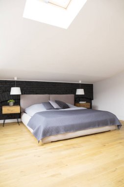 Gri yatak odası iç tavan