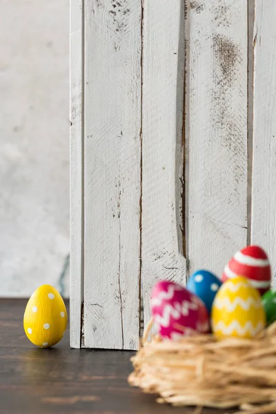 Uova di Pasqua variopinte — Foto Stock