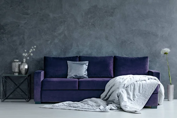 Violet and silver living room — Stock Photo, Image