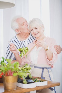 üst düzey iki yemek