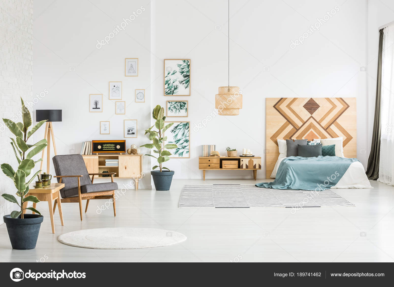 Vintage Schlafzimmer Innenraum — Stockfoto © photographee.eu #189741462 Vintage Schlafzimmer Innenraum — Stockfoto © photographee.eu #189741462