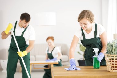 Temizlik Salon Takımı