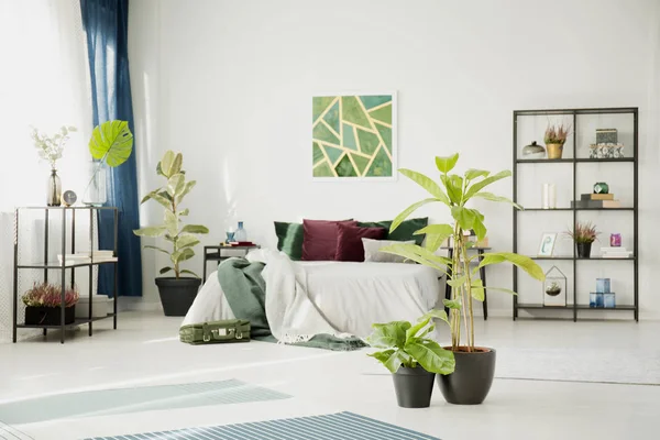 Weiß modernes Design Schlafzimmer Interieur — Stockfoto