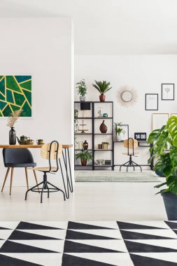 Yeşil yemek odasında aksan