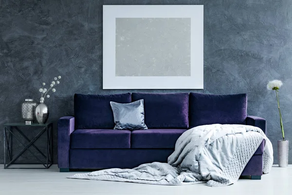 Painting in silver living room — Stock Photo, Image