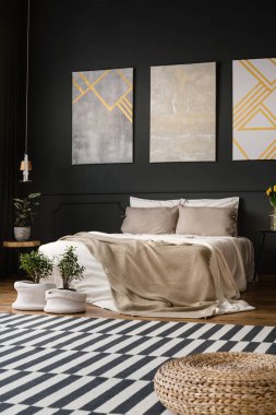 Halı Retro yatak odası