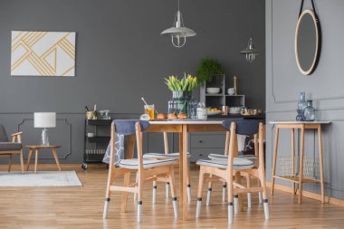 Açık yemek ve oturma odası
