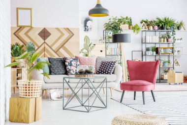 kanepe yastıkları ile