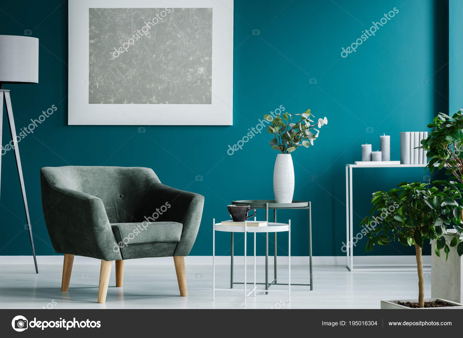 Silbernen Anstrich Im Blue Room Stockfoto C Photographee