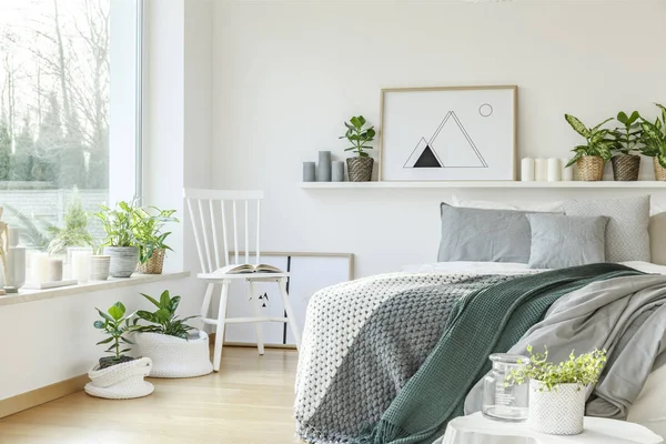 Modern hotel bedroom interior — Stock Photo, Image