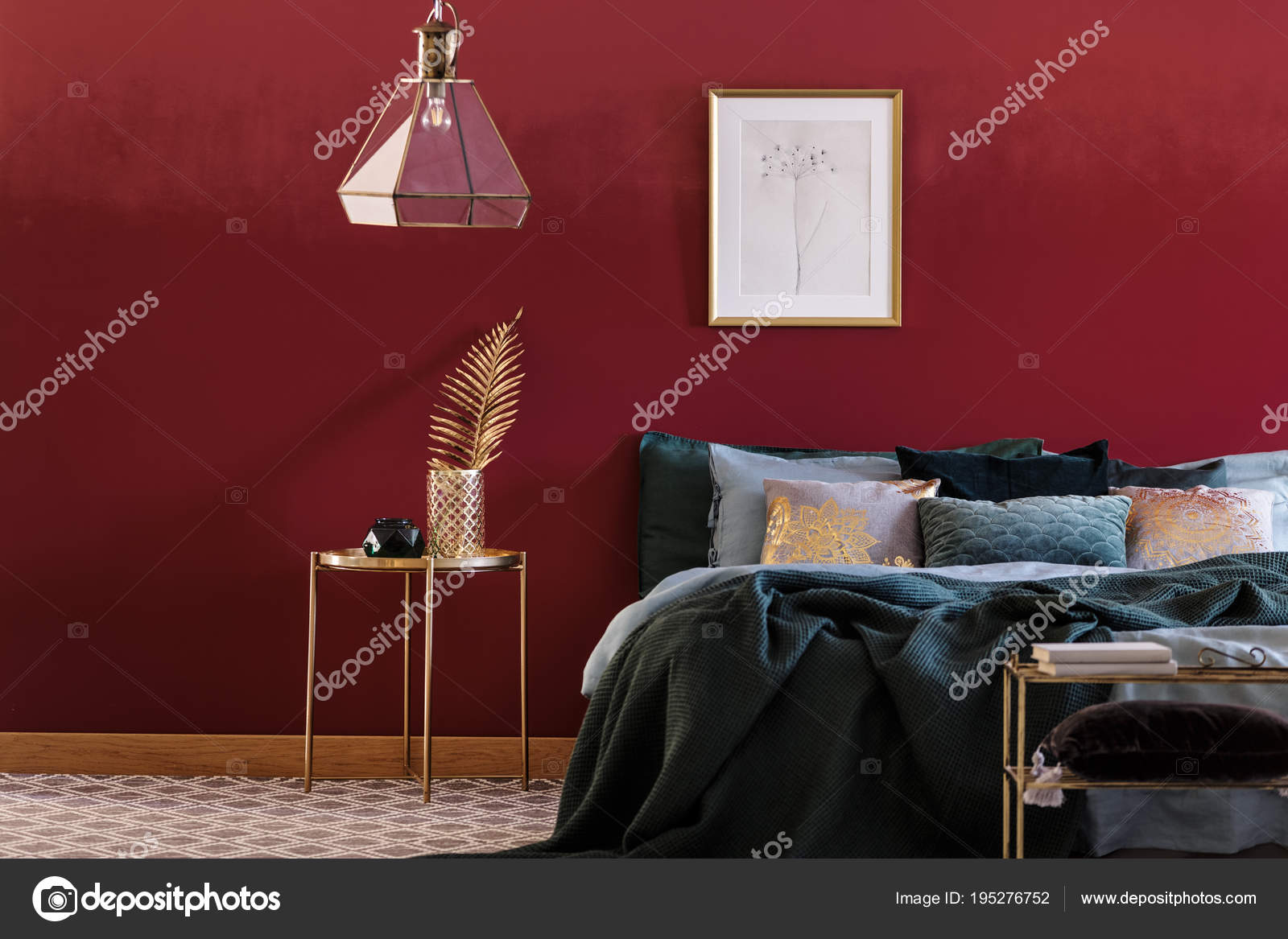 Smaragd groene en rode slaapkamer — Stockfoto © photographee.eu ... Smaragd groene en rode slaapkamer — Stockfoto © photographee.eu ...