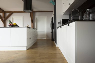 Mutfak düşük açılı görünüş