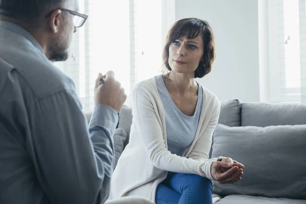 Psychologist appointment in office — Stock Photo, Image