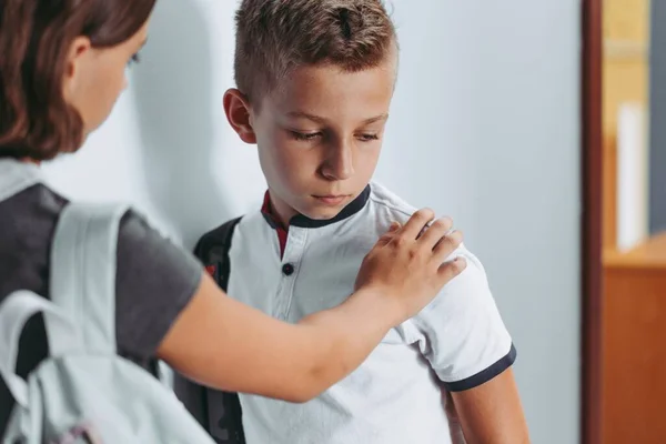 Young Friendly Boy Helping Worried Sad Boy School — Stock Photo, Image