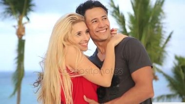 Karayipler tatil çatıda dans çift